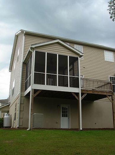 2nd image of 1426 Hamlin Park Cir