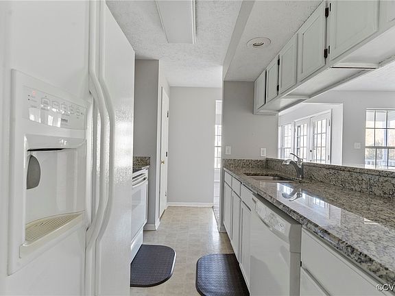 5th image of 9355 Kempton Manor Ct Unit 1706