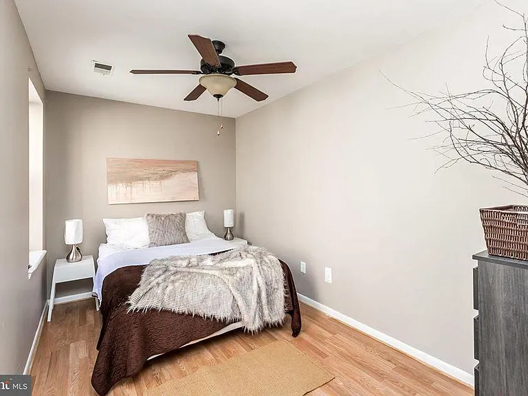 2211 E Baltimore St — Photo 12