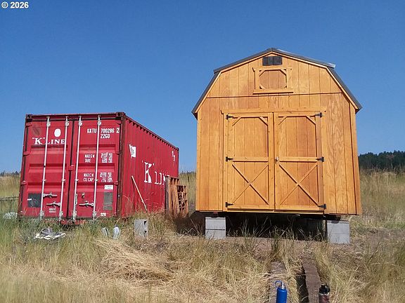 3rd image of 86270 Lost Prairie Rd