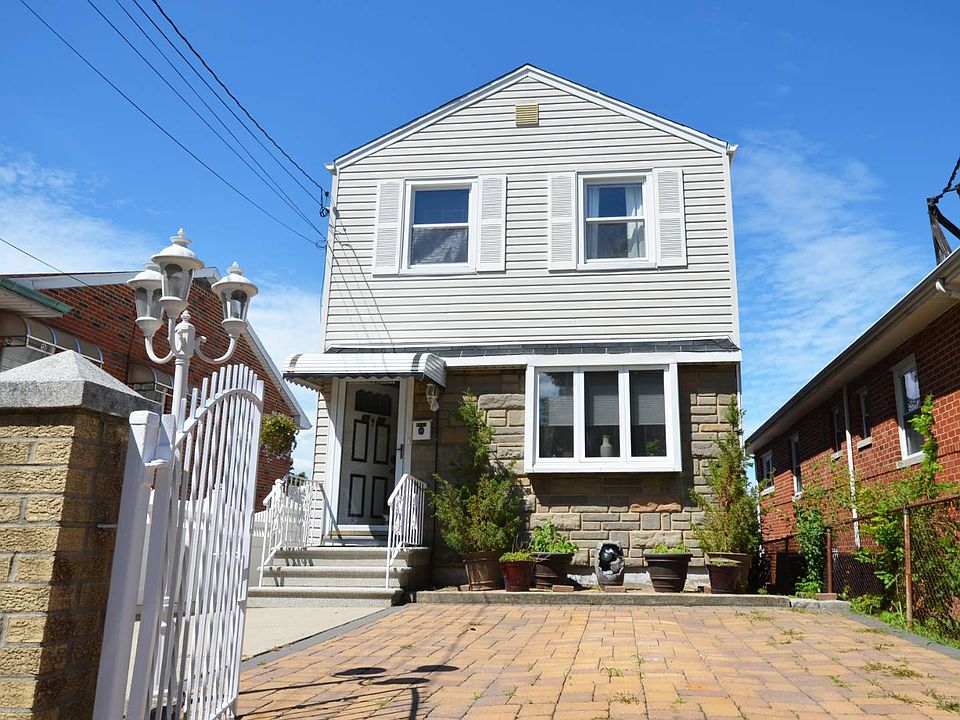 1st image of 1131 Clarence Ave