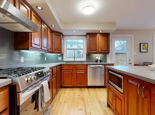 2931 Connaught Ave, Halifax, NS B3L3A3