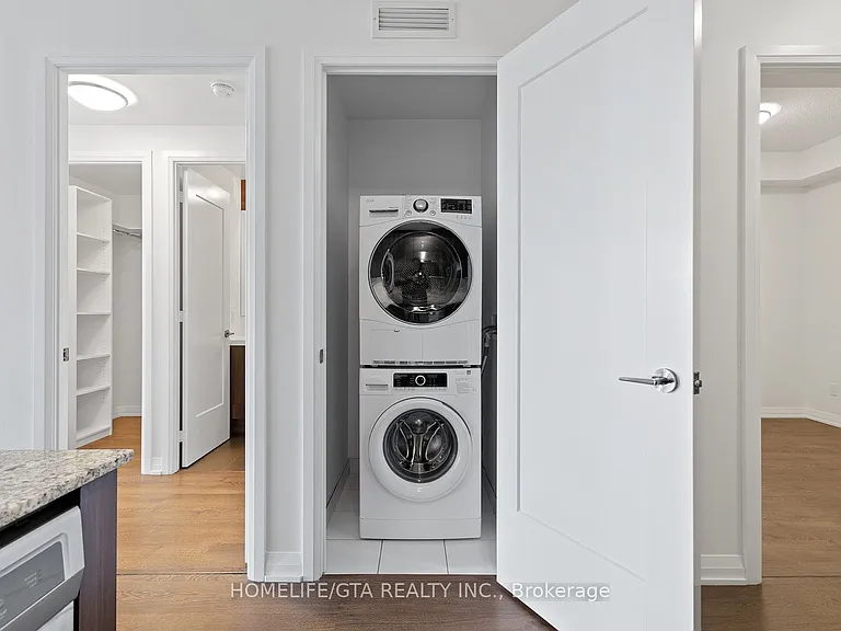 101 Erskine Ave #420 — Photo 28