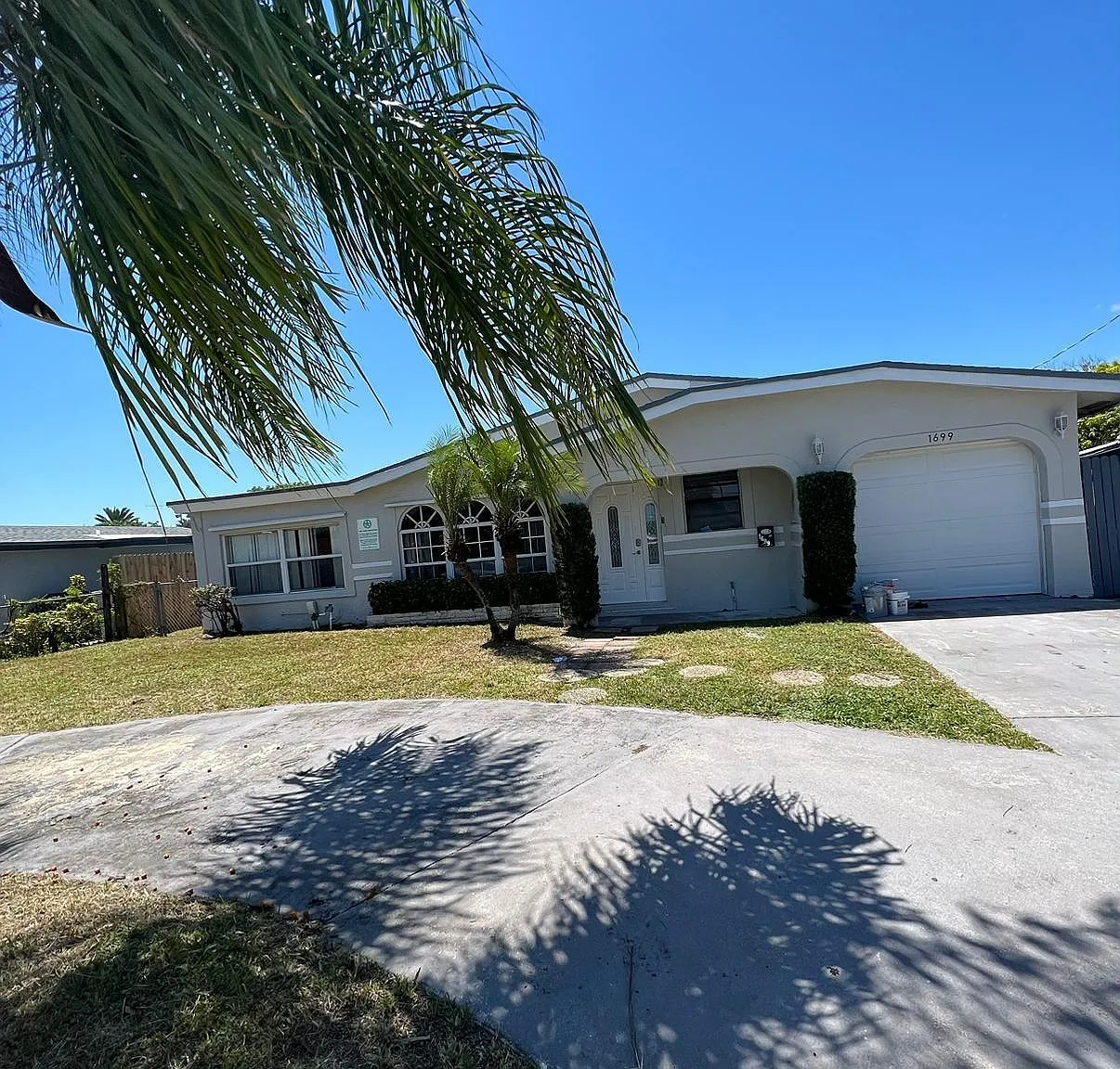 4 bed, 3.5 bath, 2468 sqft, $4,500 — Photo 4