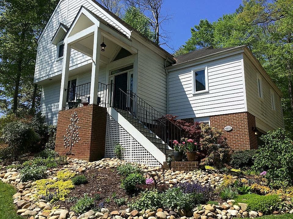 1st image of 4805 Bristol Cir