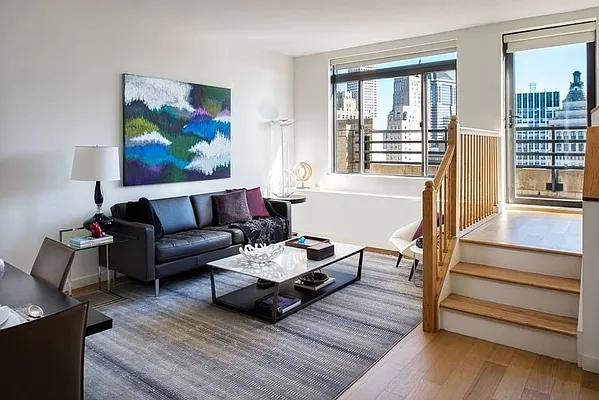 Rented by Voro, LLC | media 19