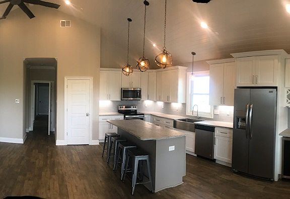 3rd image of 2429 Fort Beauregard Blvd