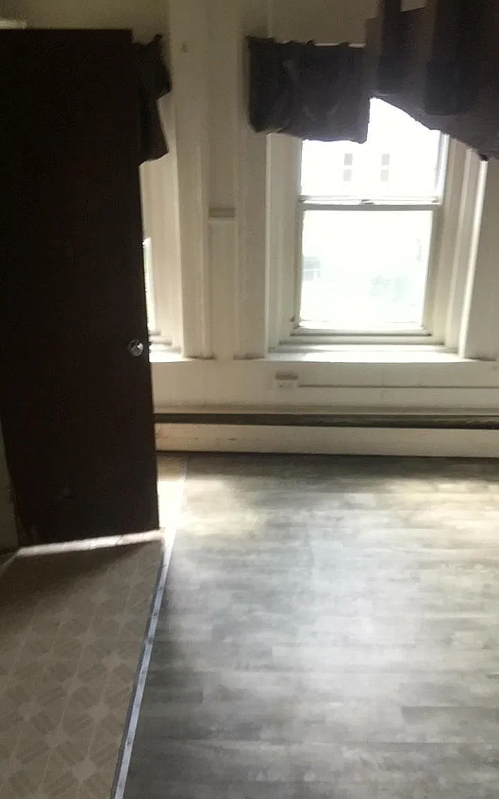 89 Carey Ave — Photo 3
