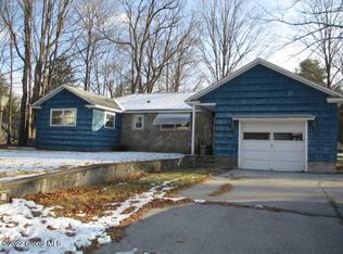 58 Mountain View Ln, Queensbury, NY 12804