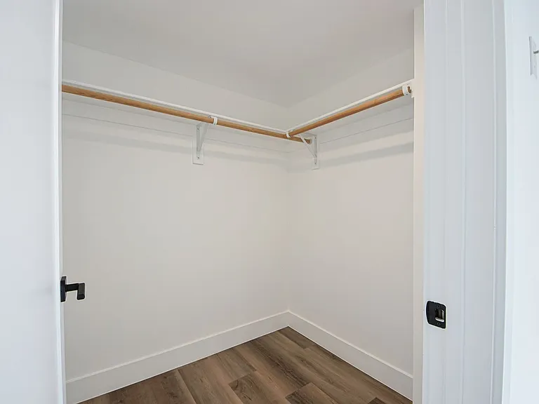 Luxury 3 & 4 Bed Townhomes a Short Walk to Topanga Village! — Photo 42