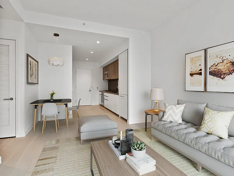 11 Hoyt St #19K — Photo 3