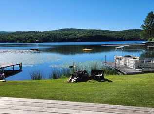 23 Lhcs Dr, Hydeville, VT 05750