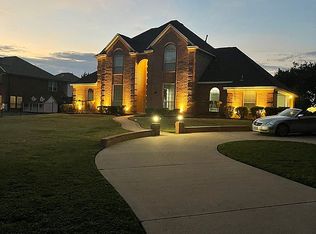 511 Spinner Rd, Desoto, TX 75115