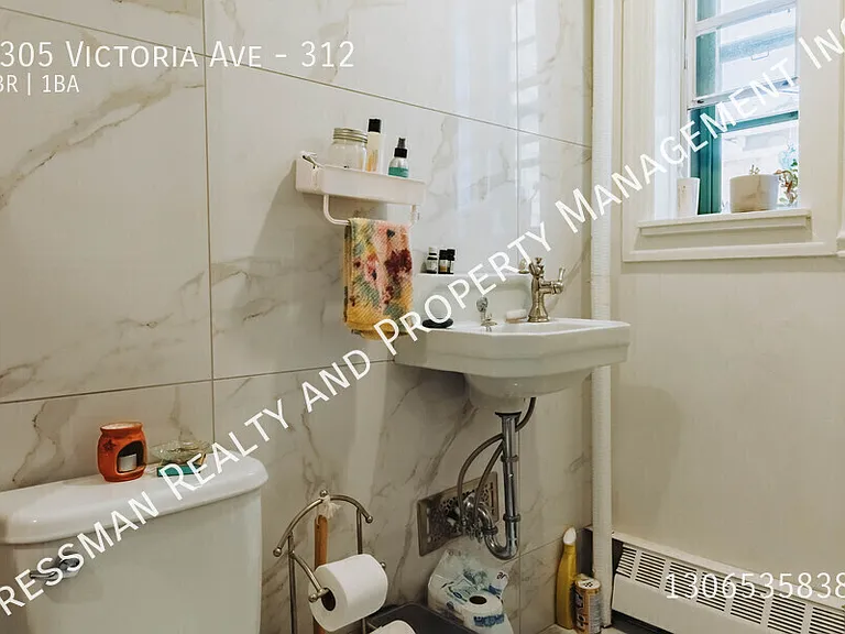 2305 Victoria Ave #312 — Photo 9