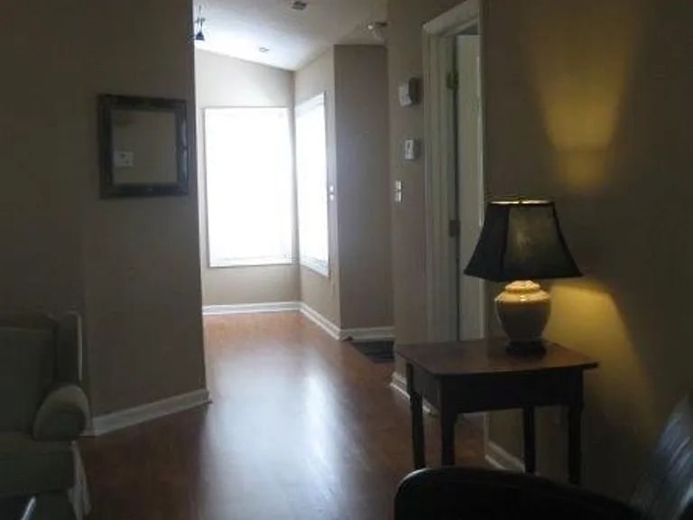 6111 Sunpointe Dr #201 — Photo 3