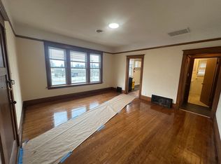 116 N Court St #2, Crown Pt, IN 46307
