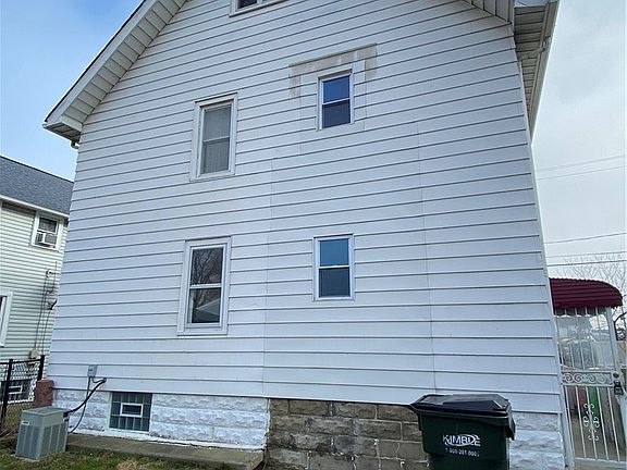 3rd image of 18627 Abby Ave