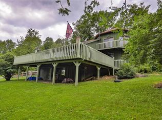 3412 Oak Hill Rd, Emmaus, PA 18049