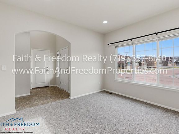 3rd image of 6029 San Mateo Dr