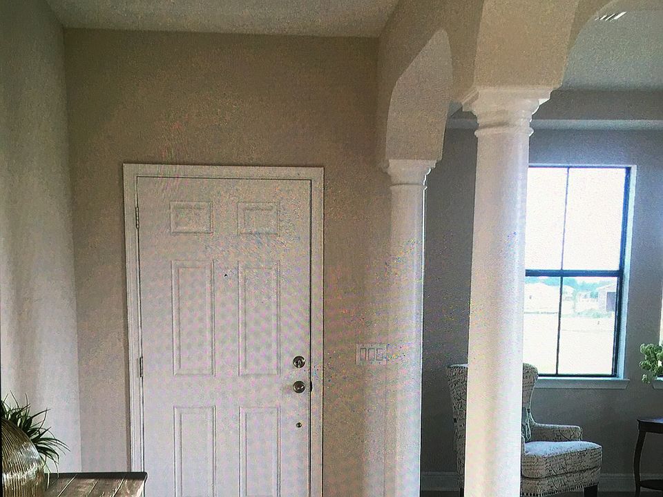 1st image of 2211 Preston Ln