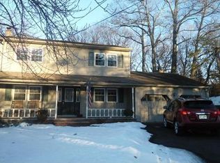 67 Karen Dr, Mahwah, NJ 07430