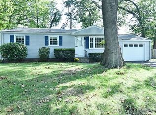 54 Ingersoll Ave, Warwick, RI 02886