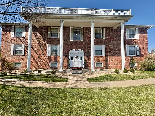 507 W Westview St #16 Photo 1