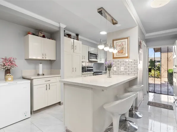 91-613 Kilaha St APT 71, Ewa Beach, HI 96706