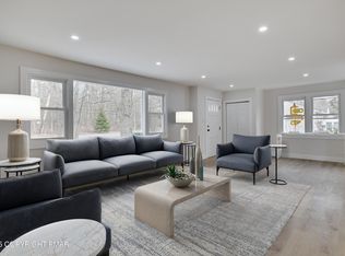 115 Knob Rd, Mount Pocono, PA 18344