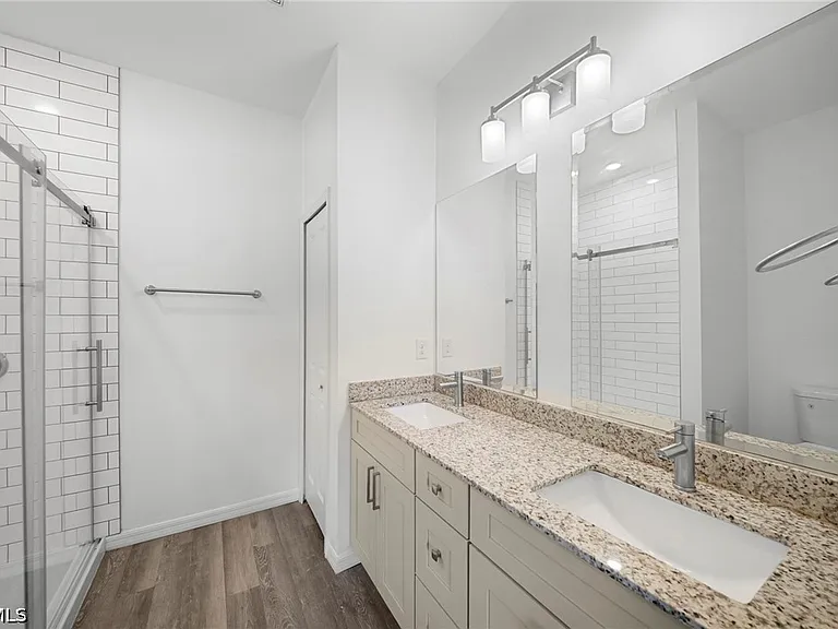 26481 Sandhill Blvd — Photo 18