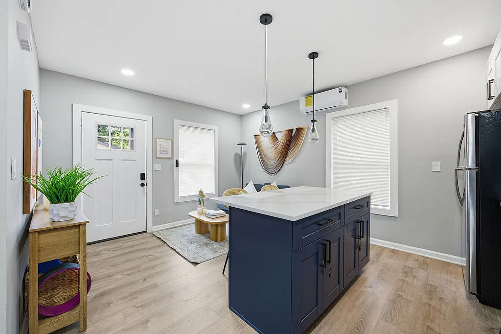 1 bed, 600 sqft, $1,790 — Photo 1