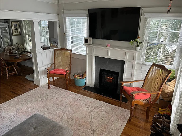 849 King St — Photo 3