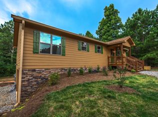 20 Bevan Ln, Blue Ridge, GA 30513