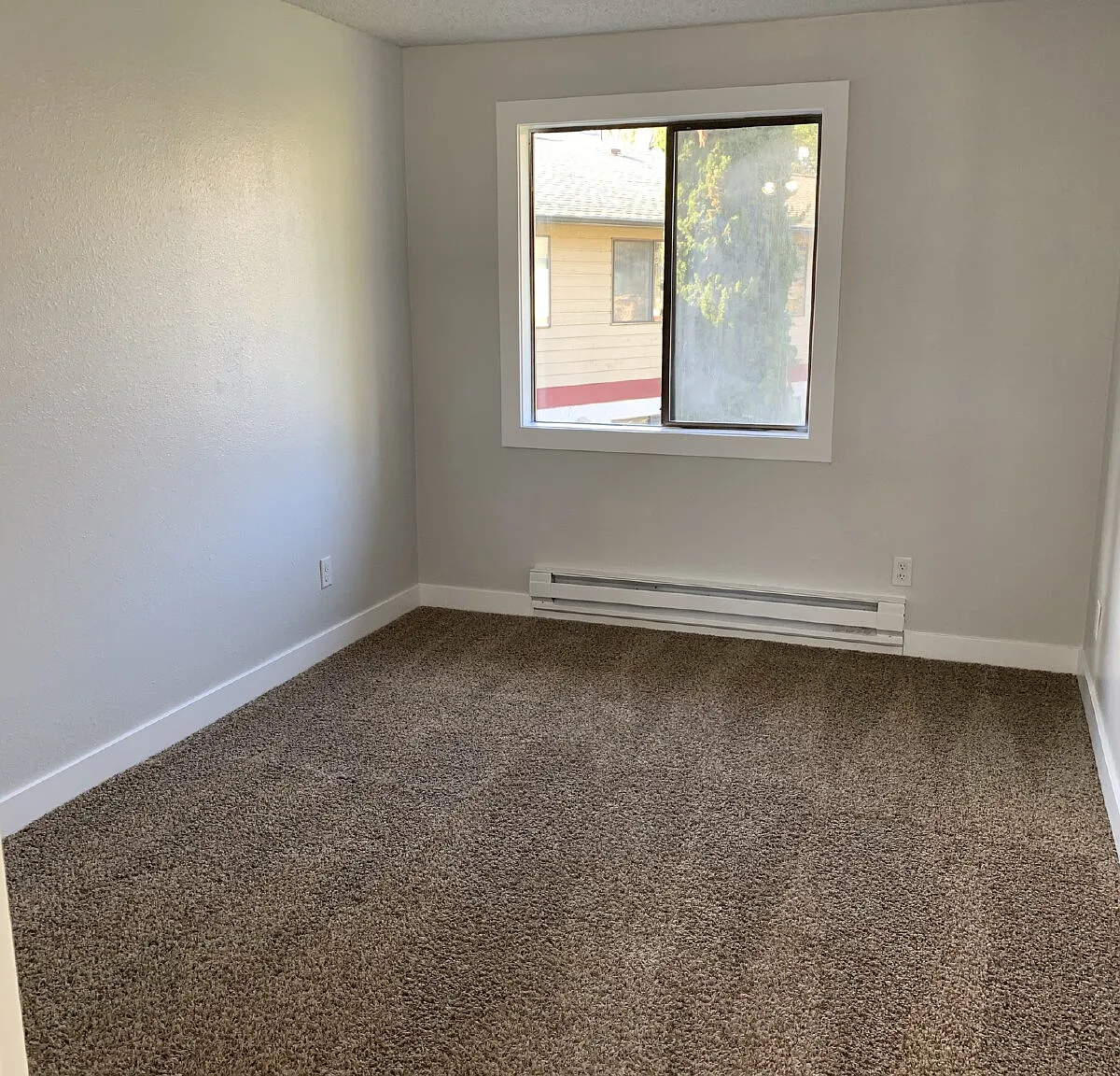 2 bed, 1.5 bath, 1072 sqft, $2,045 — Photo 1