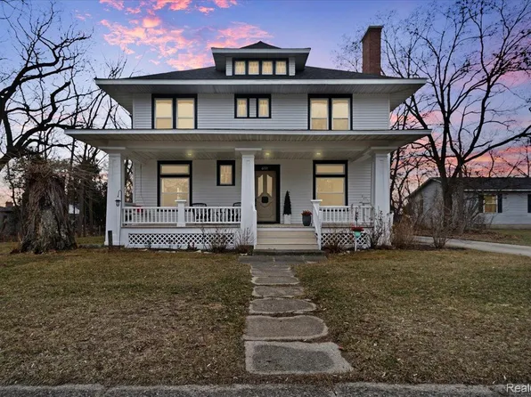 6721 Pine St, Caseville, MI 48725