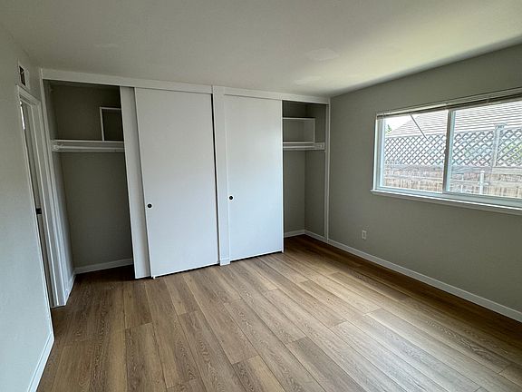 3rd image of 4644 Berwick Dr