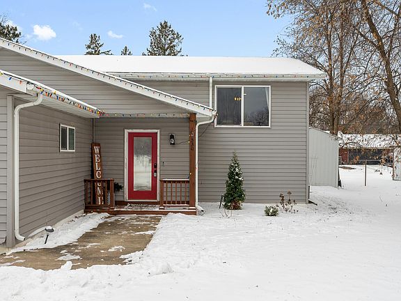 3rd image of 530 5th Ave SE