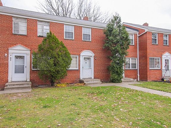 3rd image of 430 Kenwood Dr #D-11