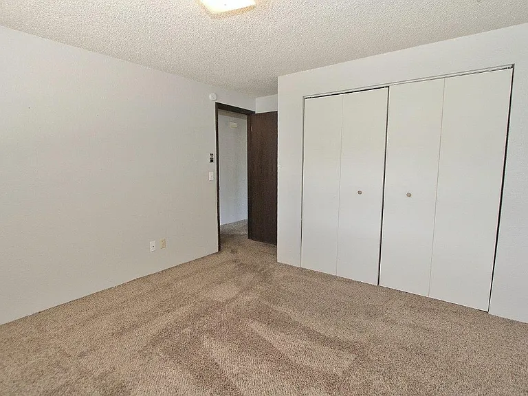 4833 W Targee St — Photo 12