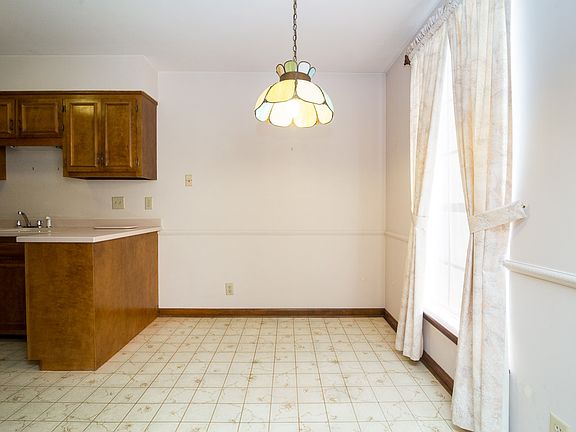 Eat-in Area