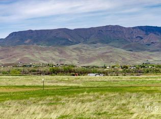 3935 Jake Ln, Emmett, ID 83617