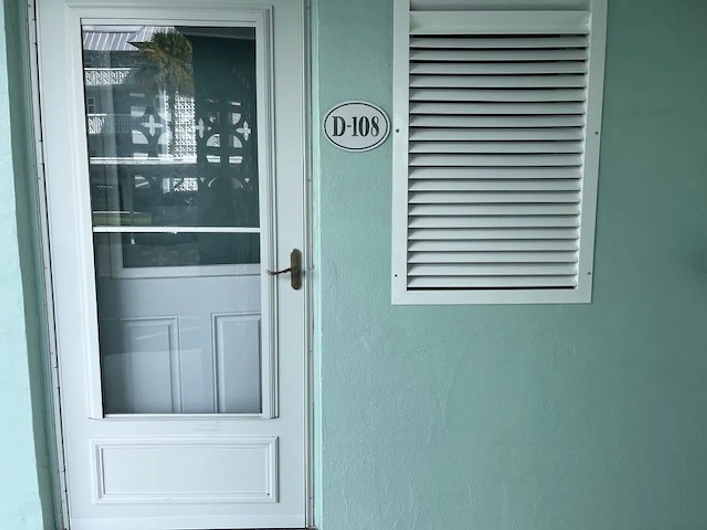Condo For Rent at Waterway East — Photo 1