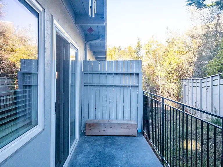 11 S Knoll Rd #17 — Photo 17