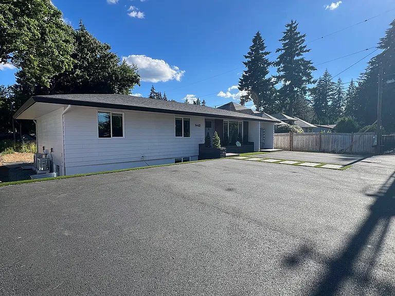 14402 SE Main St #A — Photo 2