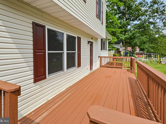 5th image of 10909 Meadowlark Ln