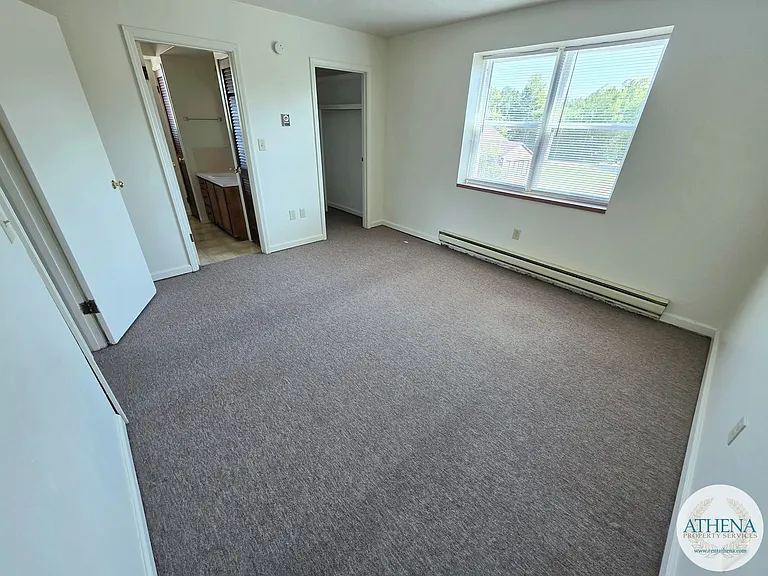 25 Village Dr — Photo 11