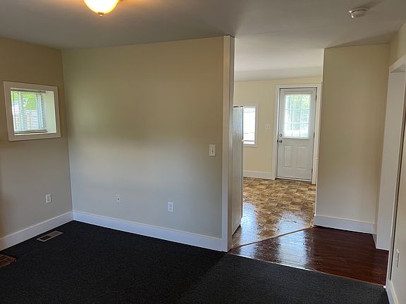 5th image of 202 Pembroke St #18