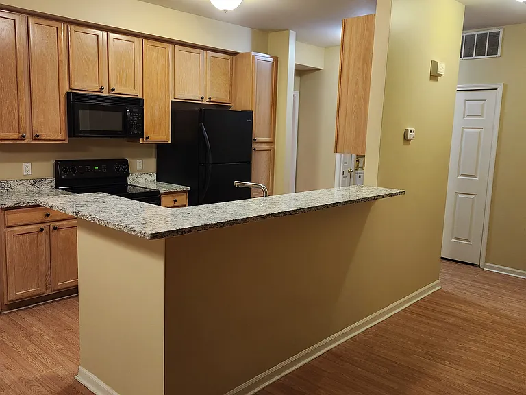 1048 Alameda Blvd #1048 — Photo 9