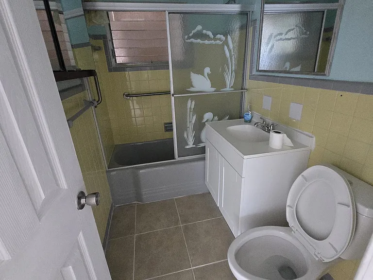 120 NE 3rd St #120 — Photo 9