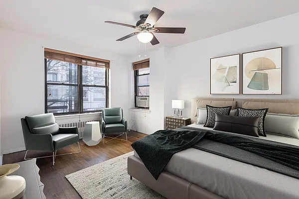 Sold by Manhattan Flats | media 1